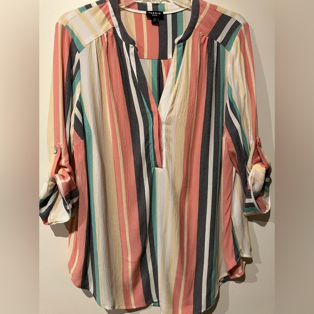Torrid Harper Rayon Slub Pullover 3/4 Sleeve Blouse 00 (size 10)